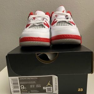 Jordan 4 fire red 2020 Ds